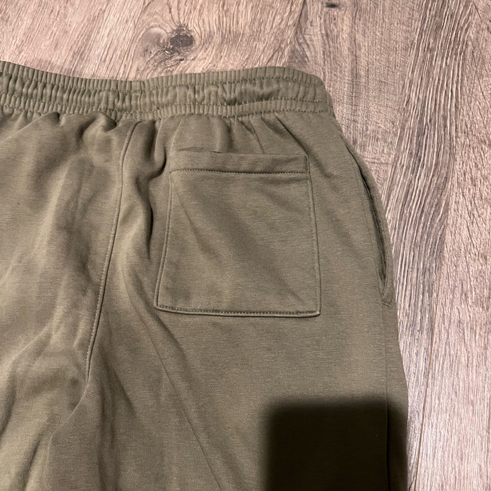 Nike Air Jordan Boys Joggers XL Olive Green Sweatpants Youth xl XLarge Athletic - Picture 4 of 7